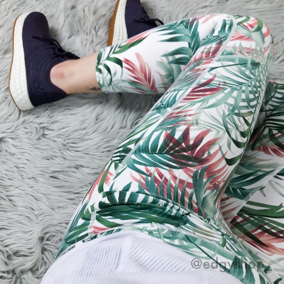 Tropical Paradise Legging - Picture 8 of 8